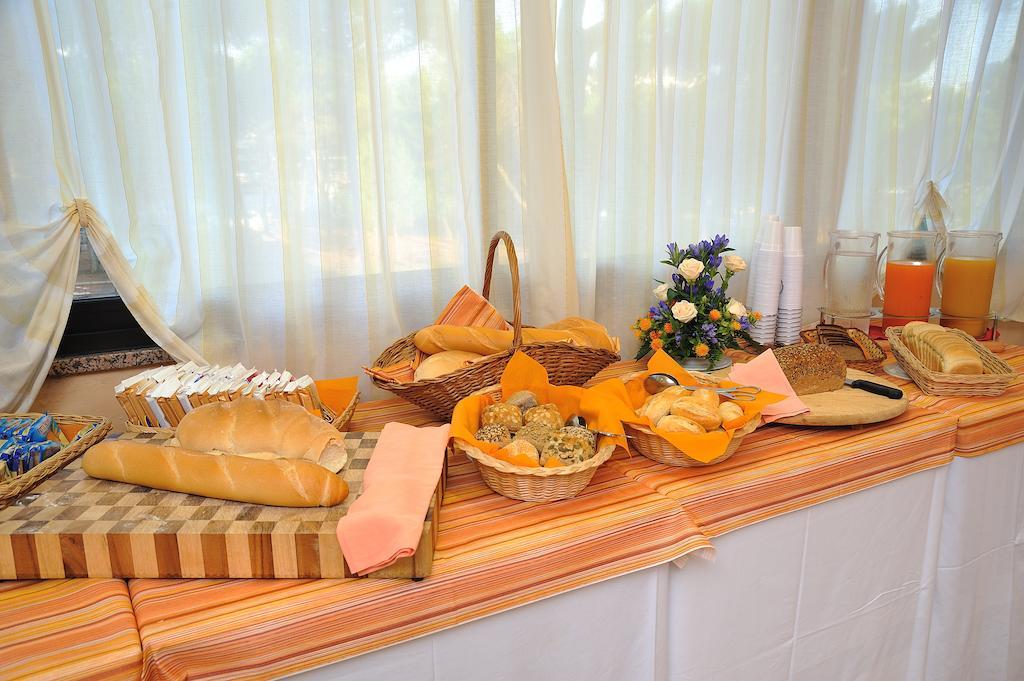Hotel Ausonia Milano Marittima Esterno foto